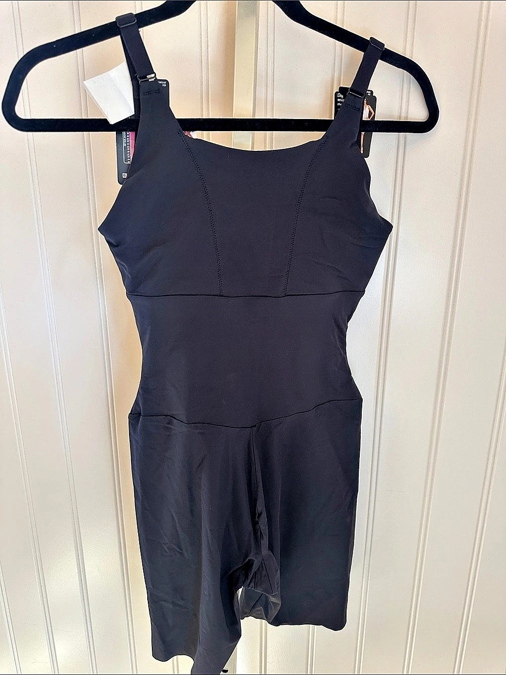 Maidenform Firm Control Shapewear in Black Size Medium NWT